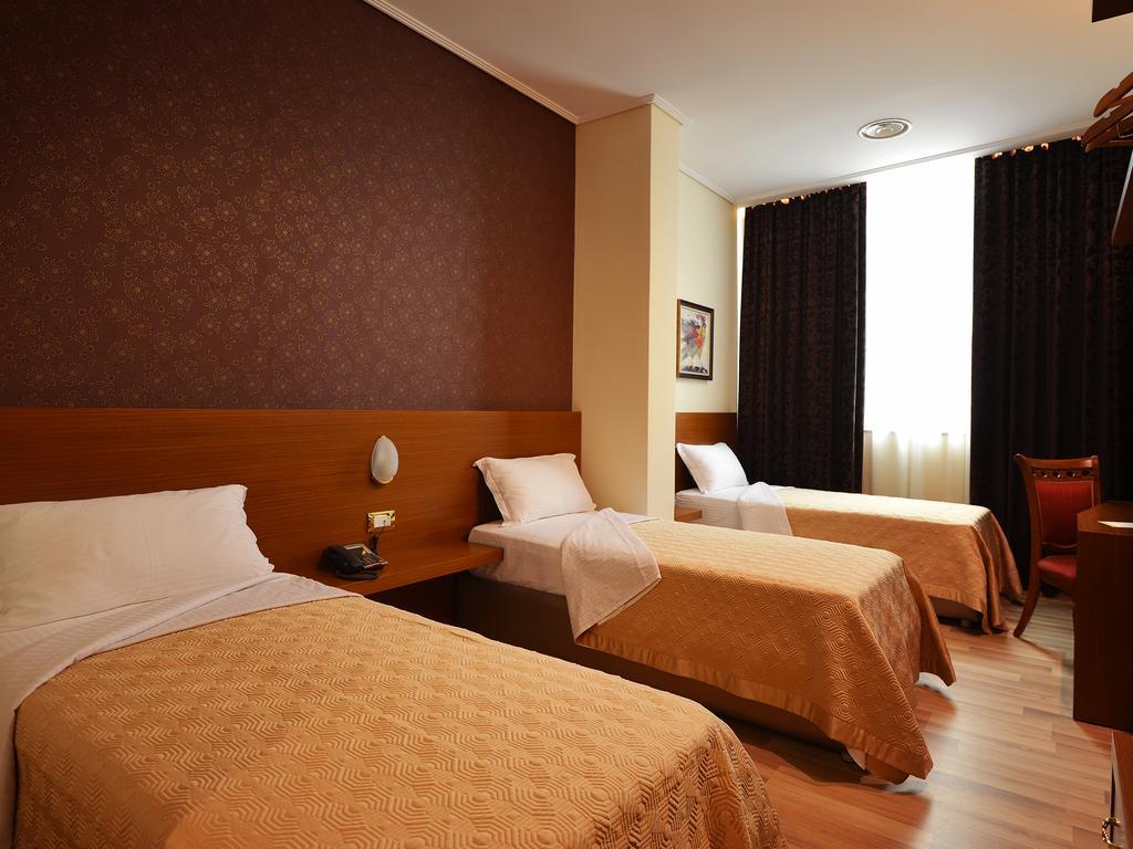 Hotel Austria Tirana Exterior foto