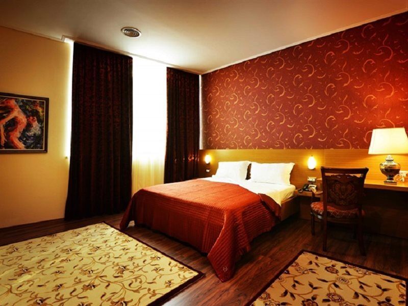 Hotel Austria Tirana Exterior foto